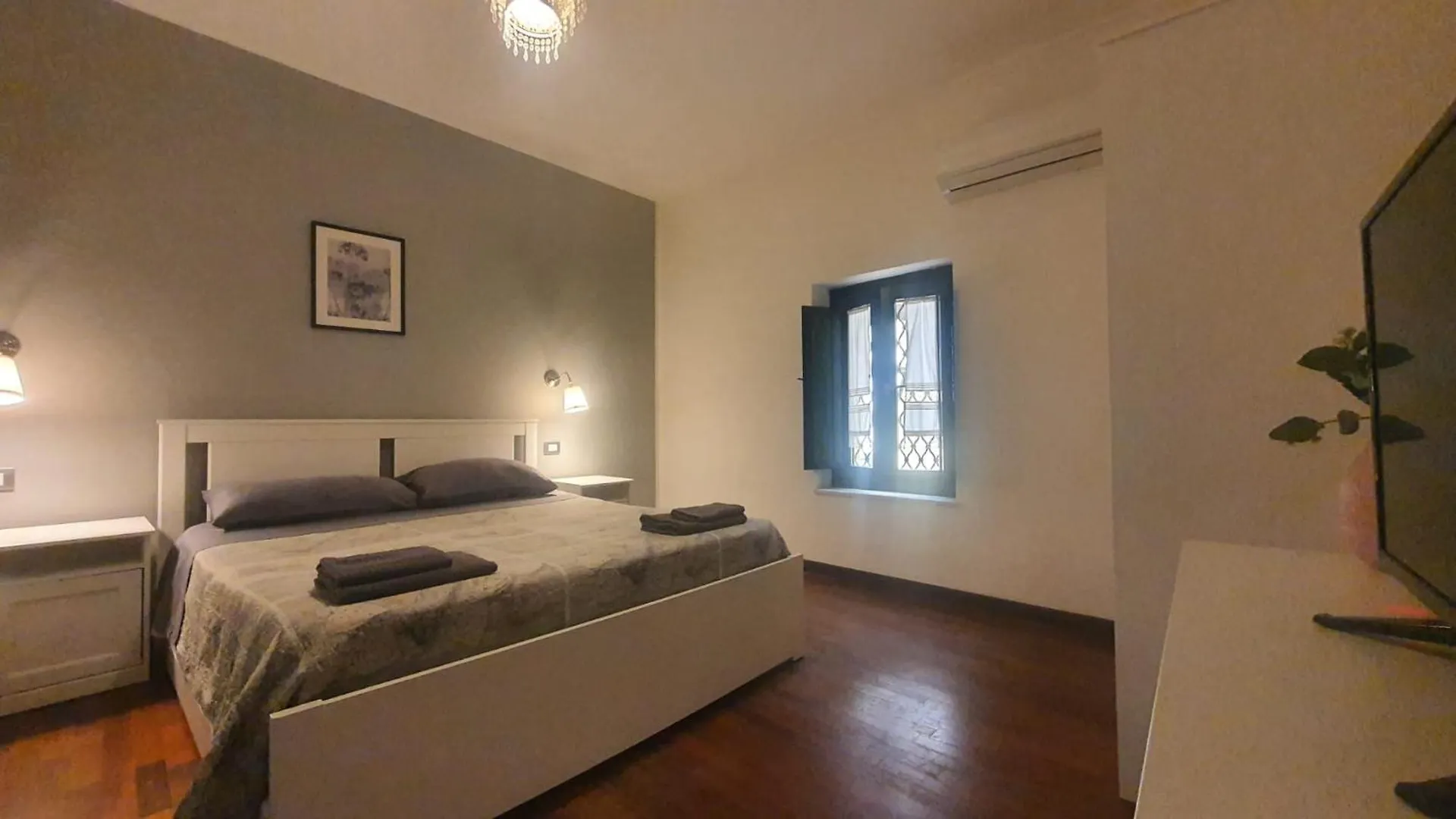 Castellano Home - Ursino Aeroporto di Catania Fontana Rossa Casa vacanze