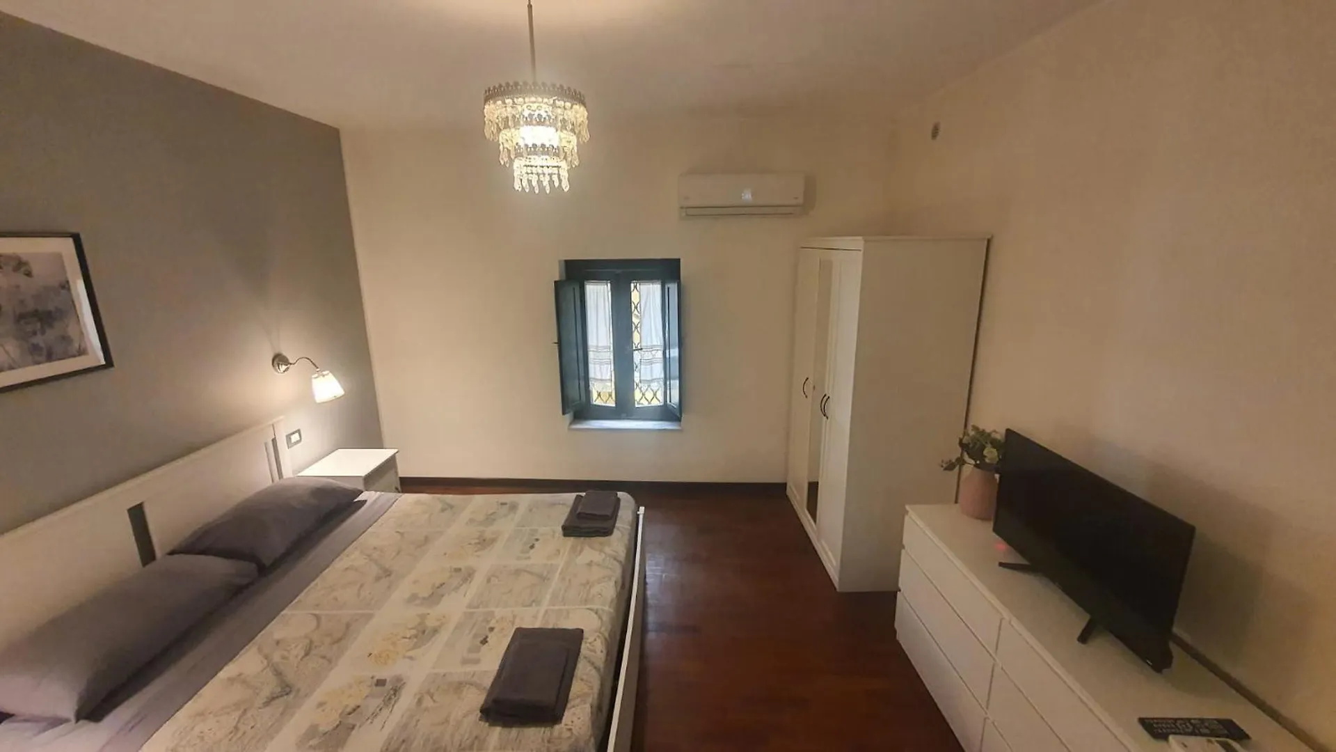 Castellano Home - Ursino Aeroporto di Catania Fontana Rossa 0*,